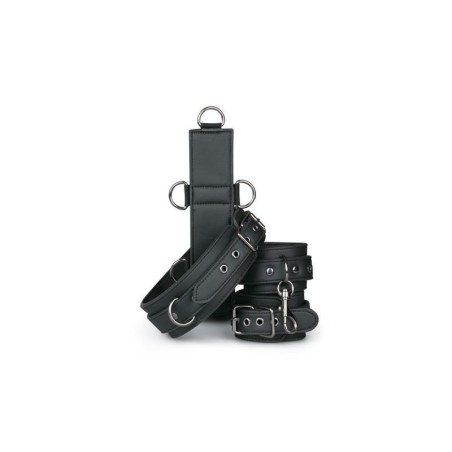 Ensemble de attaches avec harnais et menottes