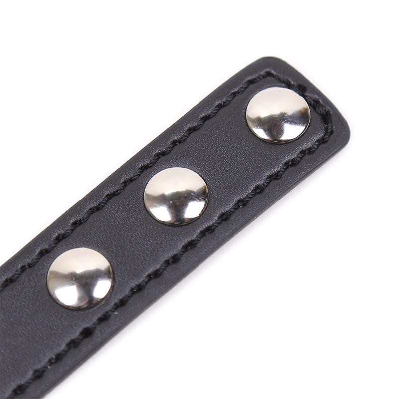 Collier avec anneau en forme de coeur reglable 41,5 cm Noir