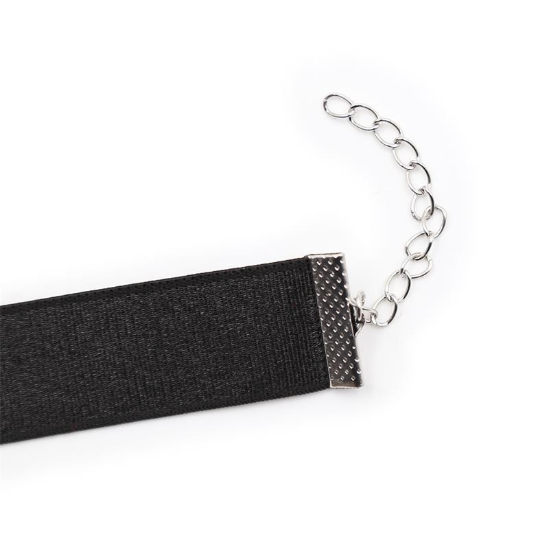 Collier avec lacet et clochette 29 cm noir M