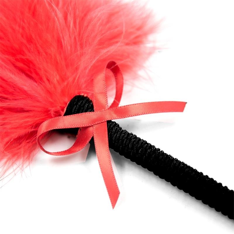porte plume avec ruban 25 cm rouge