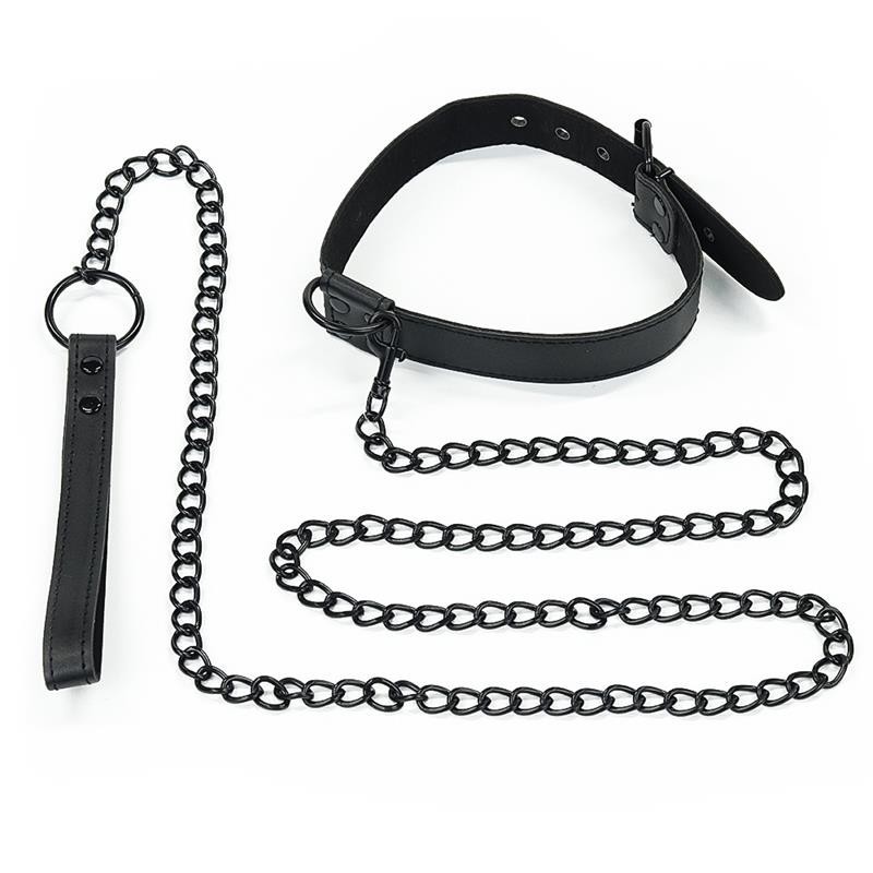 Collier avec cordon noir