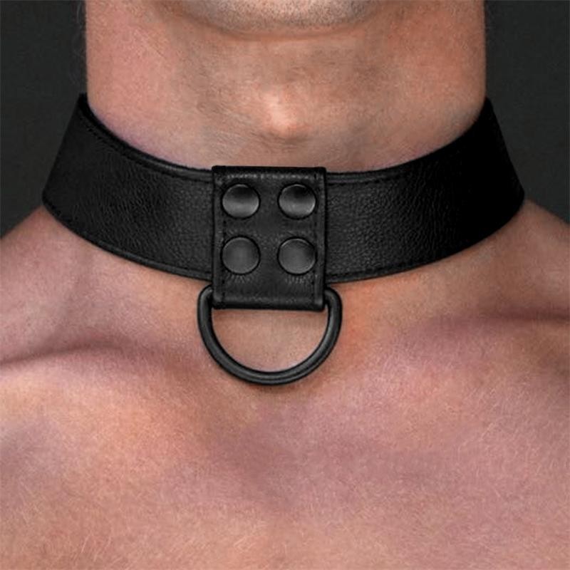 Collier avec cordon noir