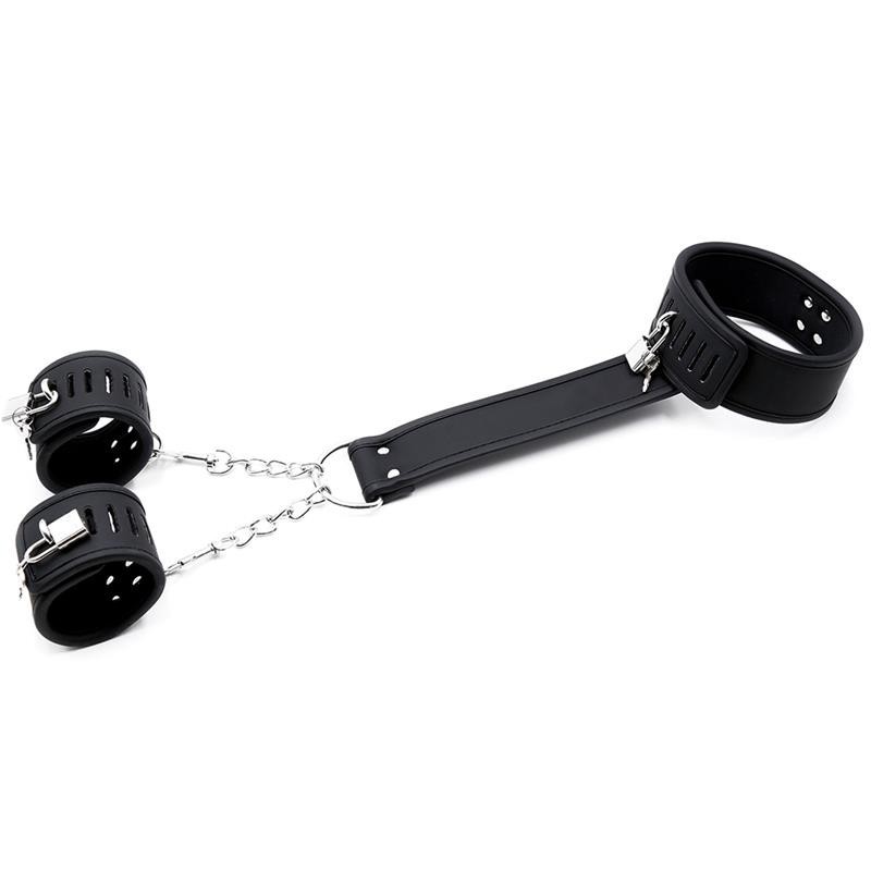 ensemble collier avec menottes et pour poignées cuir végan