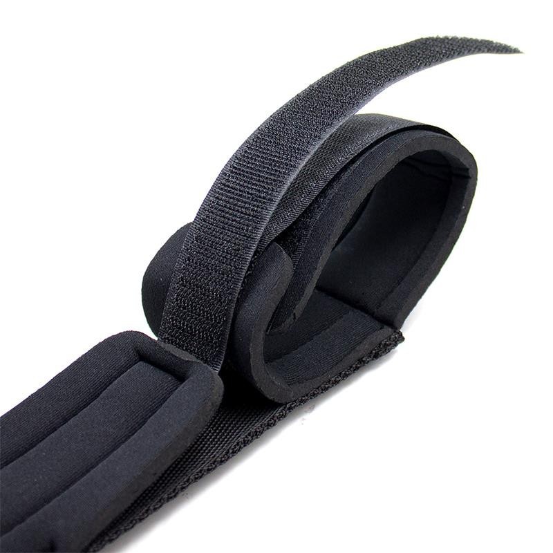 Barra Espaciadora avec Barra Rígida et menottes avec Esponja