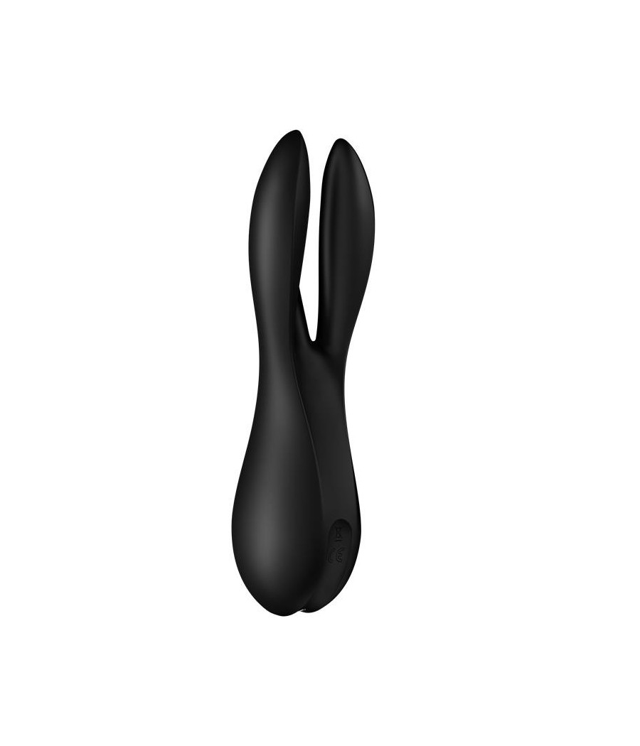 Trio de vibromasseurs pour deux noirs