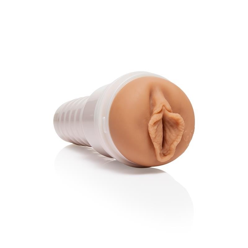 Eliza Ibarra Ethereal Pusset Vagin