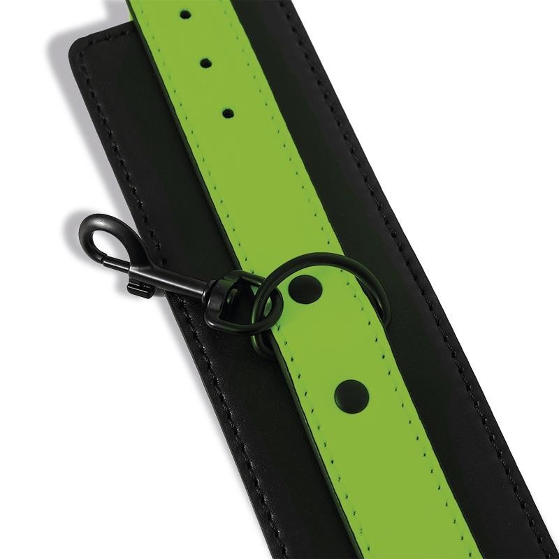 ensemble attaches de lit avec menottes que Brillan en la Oscuridad