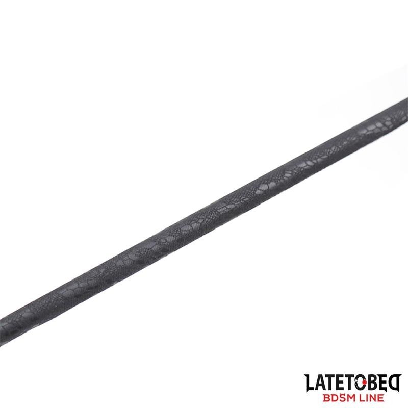 Peigne à plumes multiples et ruban en dentelle