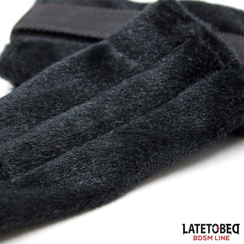 Restrictions de lit menottes réglables et amovibles