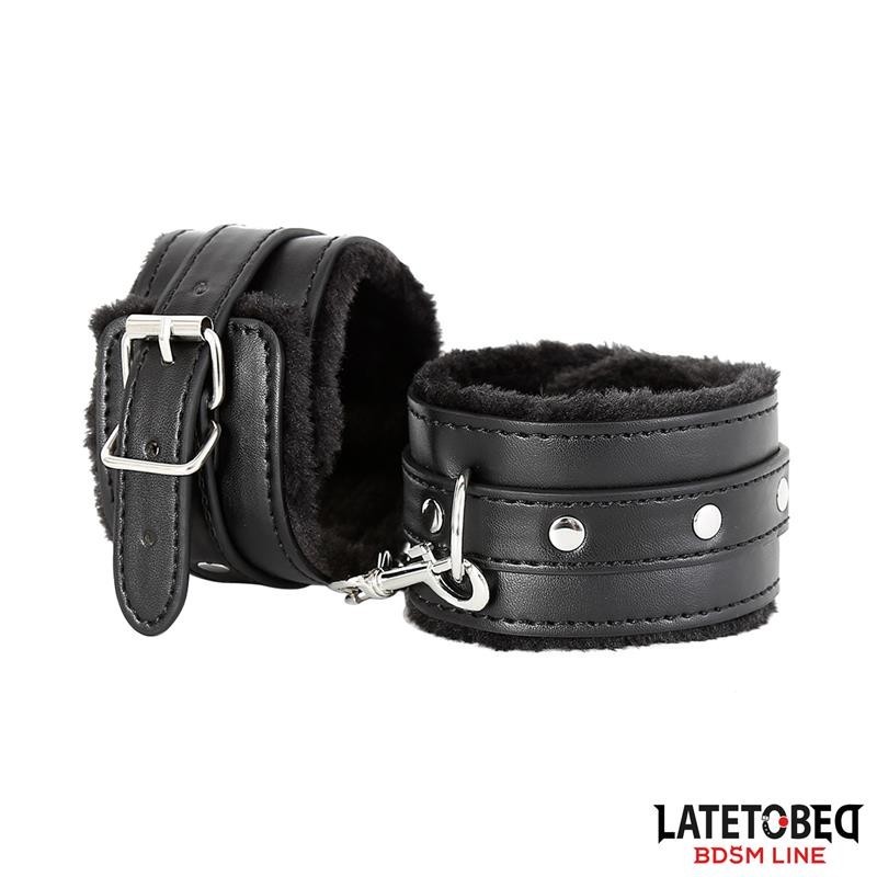 Ensemble de 7 pièces de bondage noir