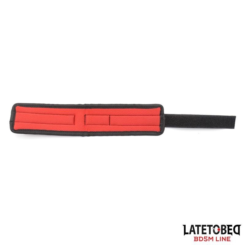 Restrictions de lit avec masque menottes réglables et amovibles