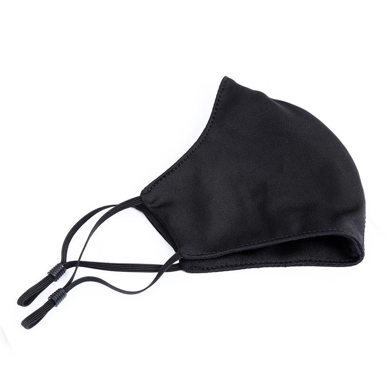 masque avec accessoire de gode amovible