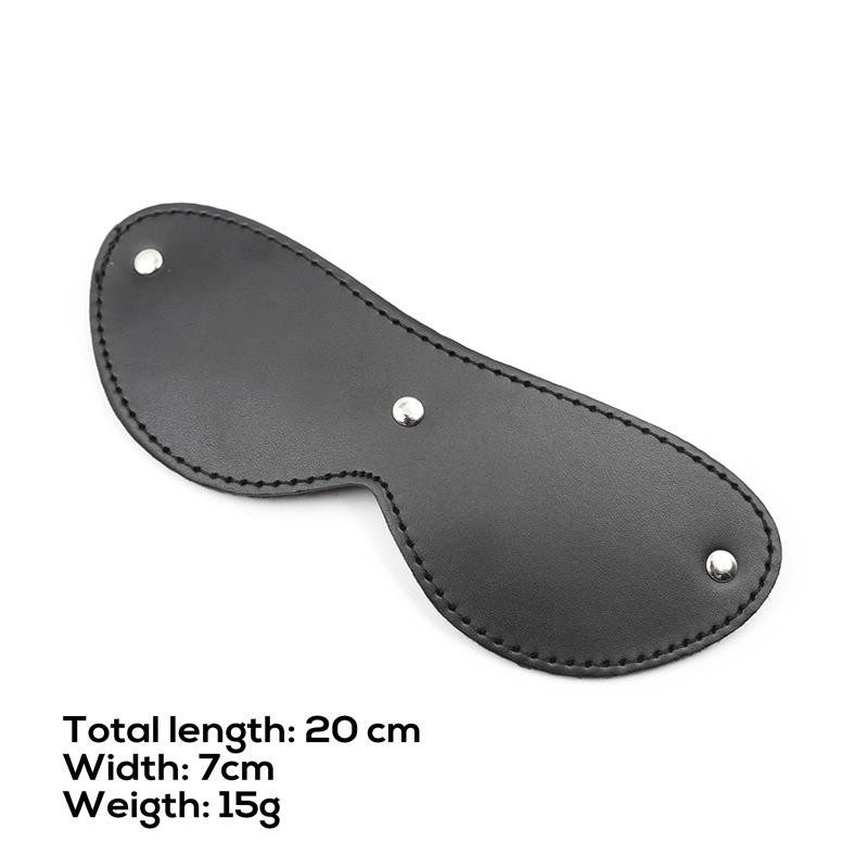 masque avec interieur de franges