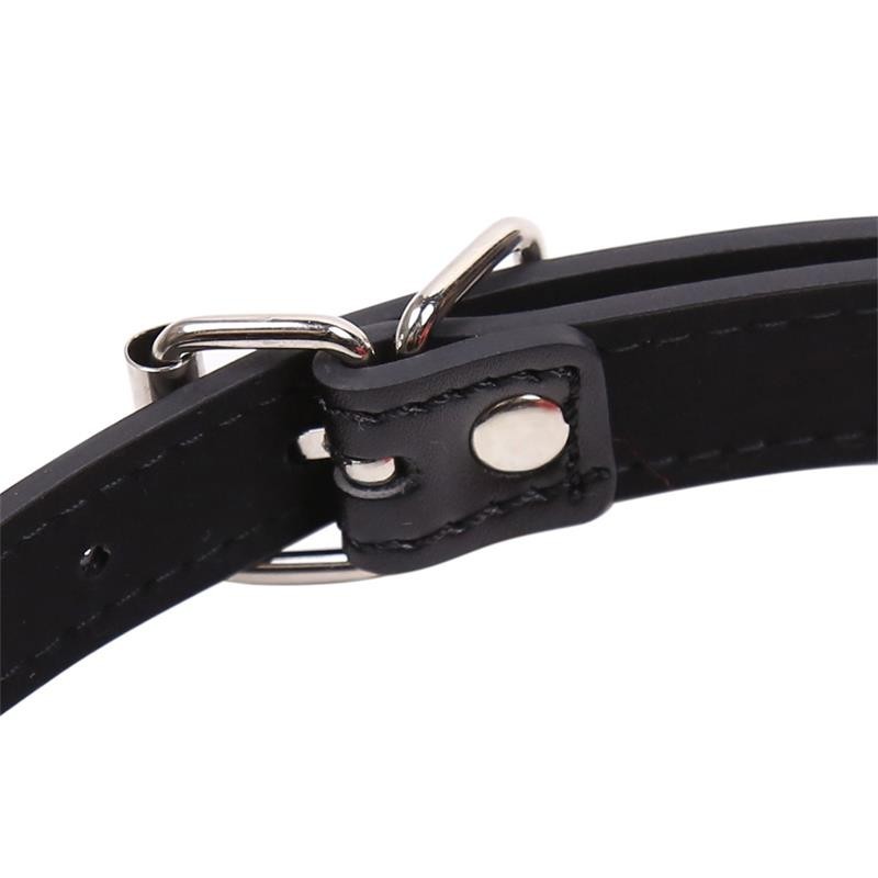 baillon forme de bouche reglable 39-58 cm