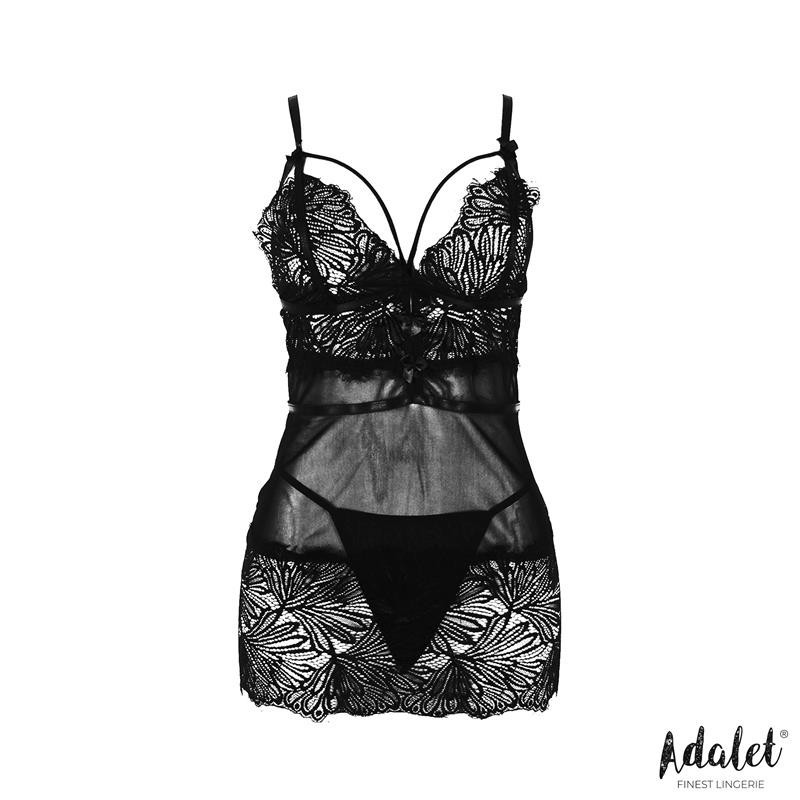 Lila nuisette dos ouvert et Tanga