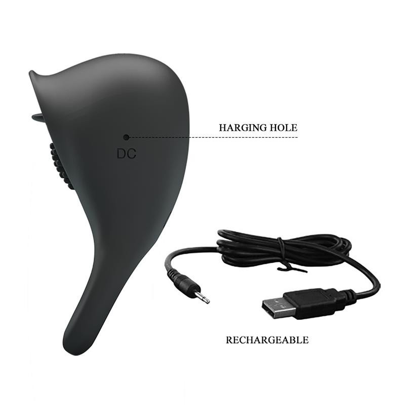 Susanna Anneau à pénis vibrant