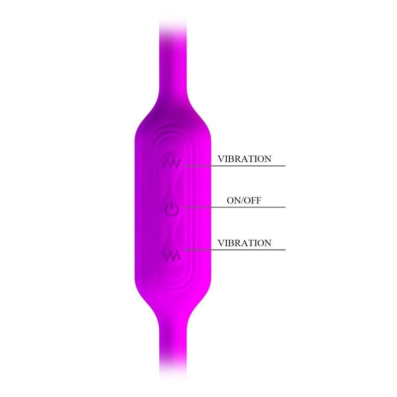 Les amoureux des rêves fouettent les oeufs stimulateures