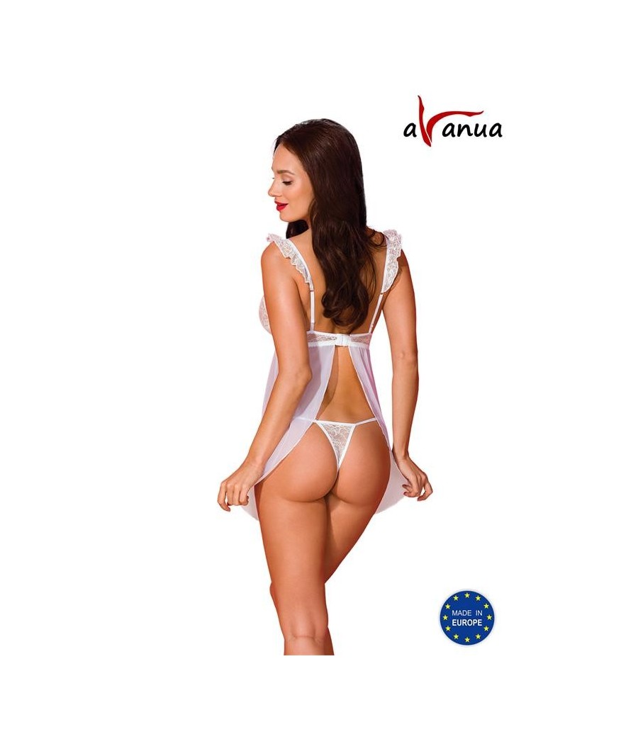 Milagros nuisette et Tanga blanc