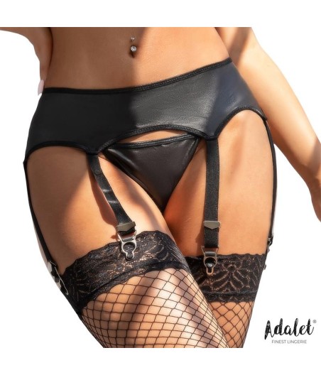 Tina ensemble jarretelle 3 jarretieres et Tanga