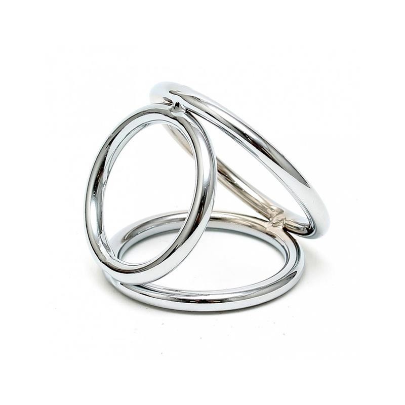 Anneaux en triangle métallique à pénis et testicules